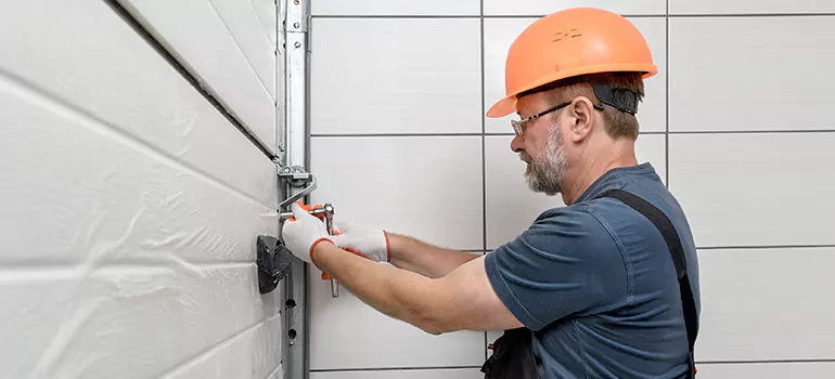 Commercial Garage Door Repair in Bracebridge, ON